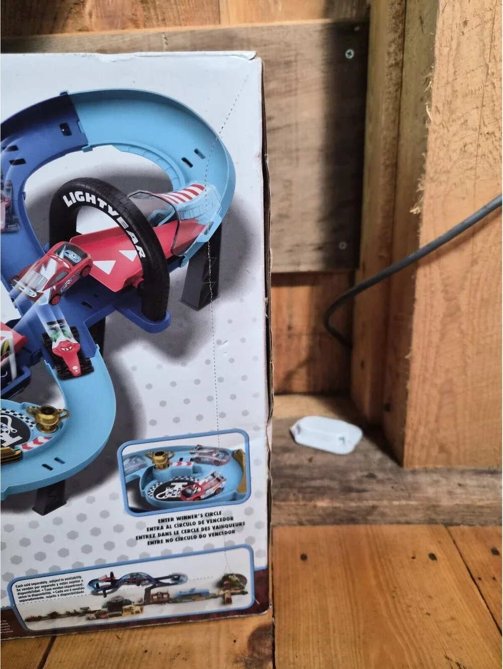 Disney Pixar Cars GRC Jumping Raceway Playset Lightning Mcqueen